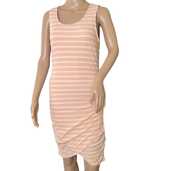 Kaleigh Peach & Cream Sleeveless Dress w Side Ruching & Crossover Front at Hem - Picture 6 of 14